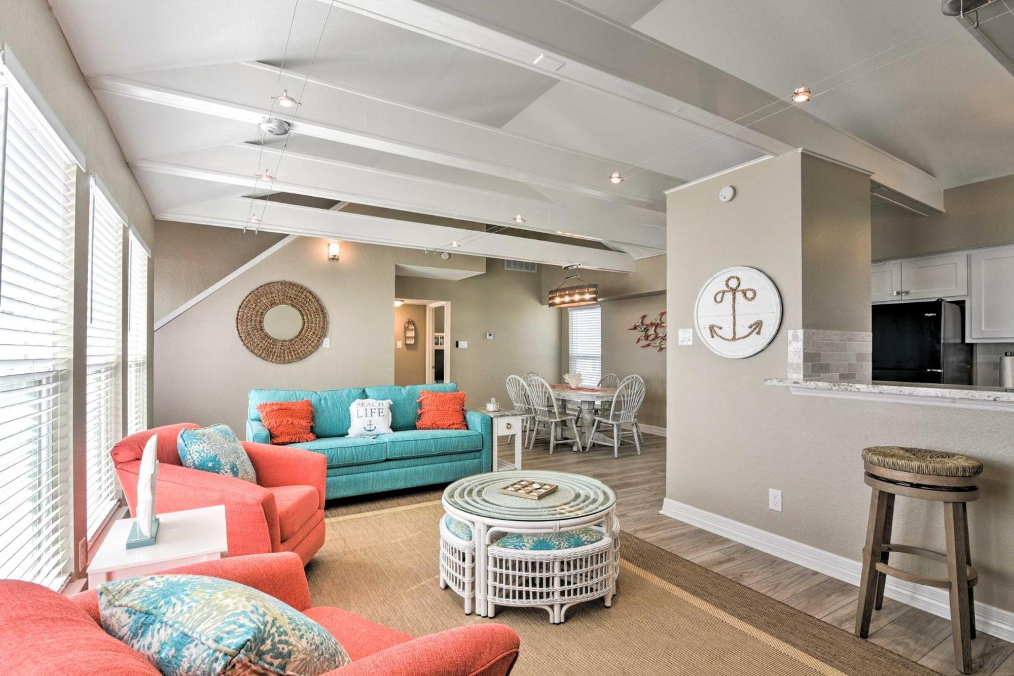 Beachfront Galveston Oasis Balconies, Ocean View! Exterior photo